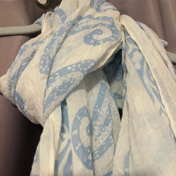 Scarf - Picture 2 of 2